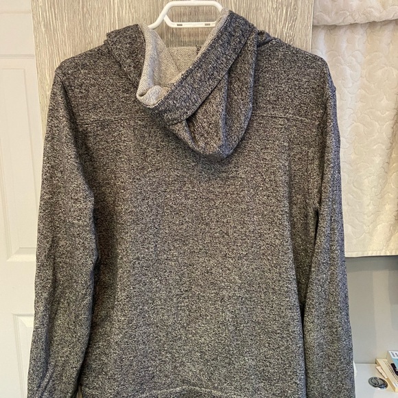 H&M button up sweater - Picture 2 of 2